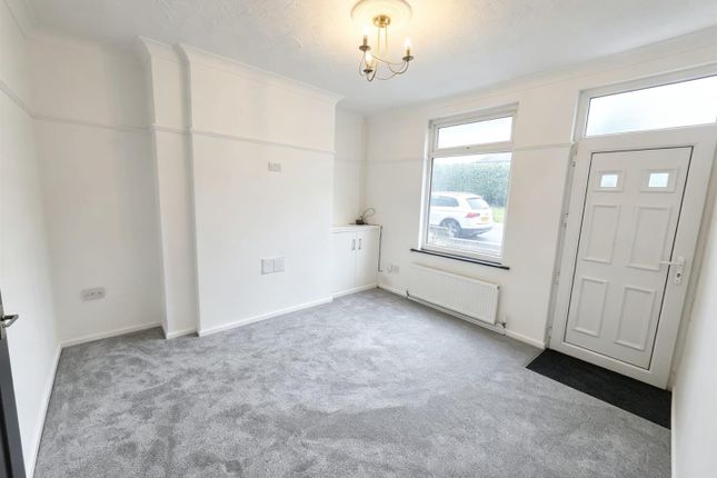 13, Normanton Spring Road, Sheffield photo 3