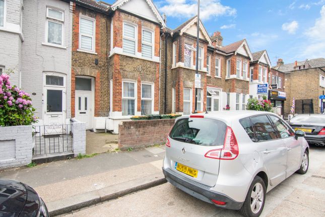 2-bed flat on 8a, Burges Road, East Ham, £350,000