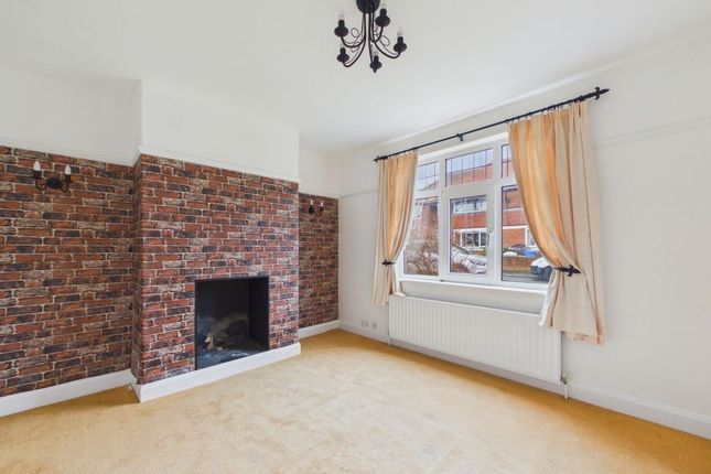 6, Ash Grove, Whitby photo 2