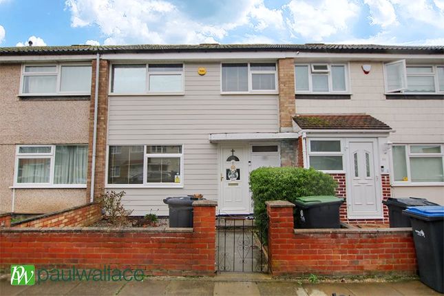 Terraced house for sale in Auckland Close, Enfield