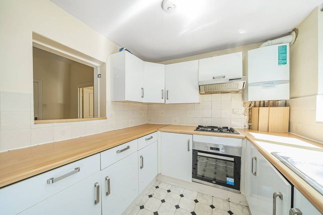 Thumbnail Flat to rent in Weston Road, Bromley