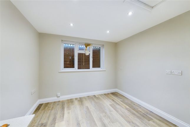 16B,, Crown Lane, Reading photo 4