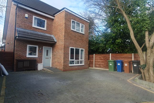 Thumbnail Detached house to rent in Roundhey, Cheadle