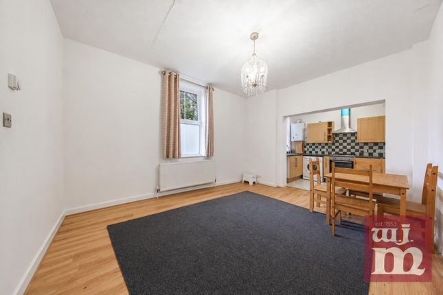 206b, Romford Road, Stratford photo 4