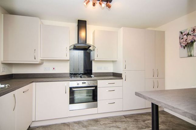 1, Buckmaster Way, Rugeley photo 4