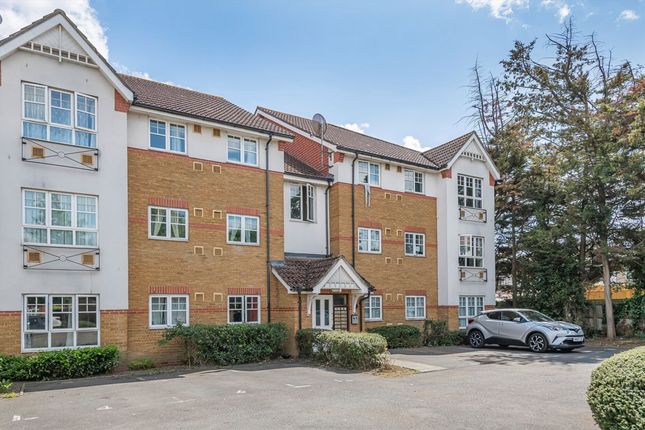 2-bed flat on 20, Newcombe Gardens, Hounslow, £260,000