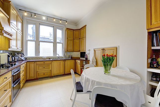 Flat for sale in Morpeth Mansions, Morpeth Terrace, London