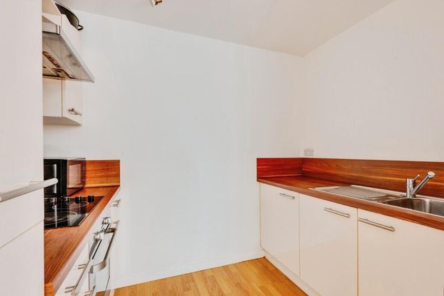 Apartment 105, 11 Mann Island, Mann Island, Liverpool photo 5