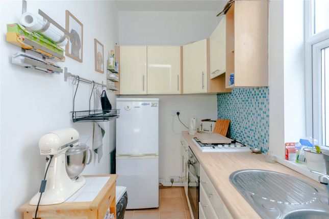 Flat for sale in Falkland Road, London