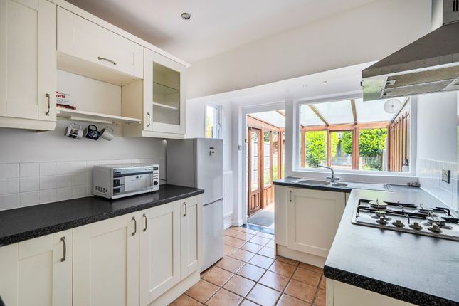 13 Grove Road, Ashtead photo 3