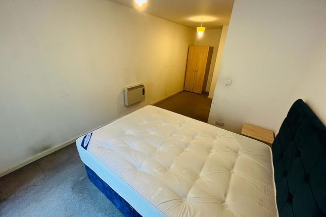 Apartment 4C Quay 5,, 236 Ordsall Lane, Salford photo 2