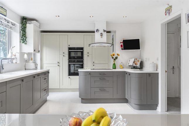 4, Oxlip Leyes, Bicester photo 2