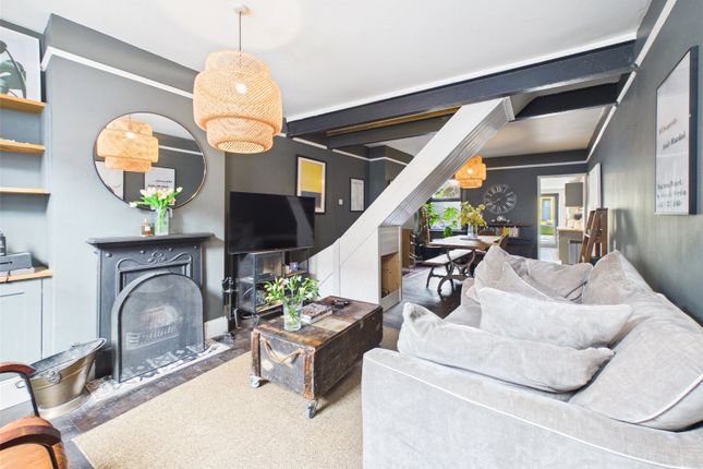 152, Prestbury Road, Gloucestershire photo 2
