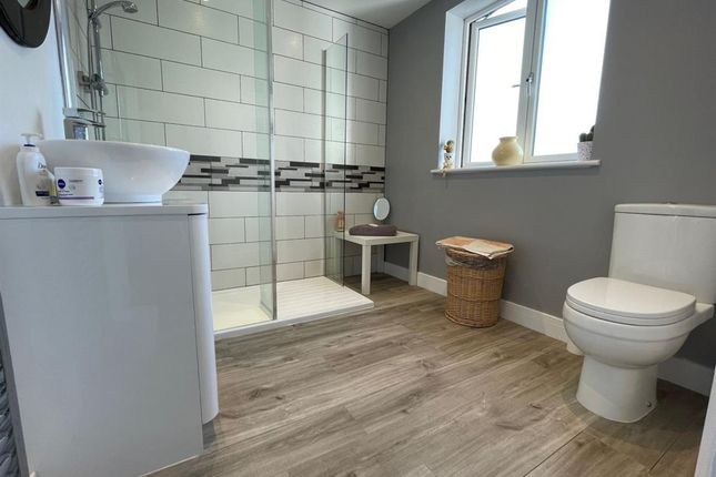 3 Moorside Avenue, Weymouth photo 4