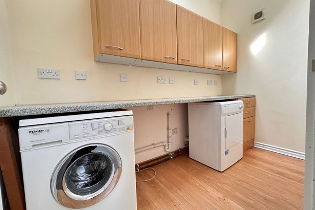 B12Cca17-Ed7F-49F1-B9E4-4c5d3cc01850