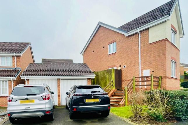 Property for sale in Huskison Close, Tividale, Oldbury