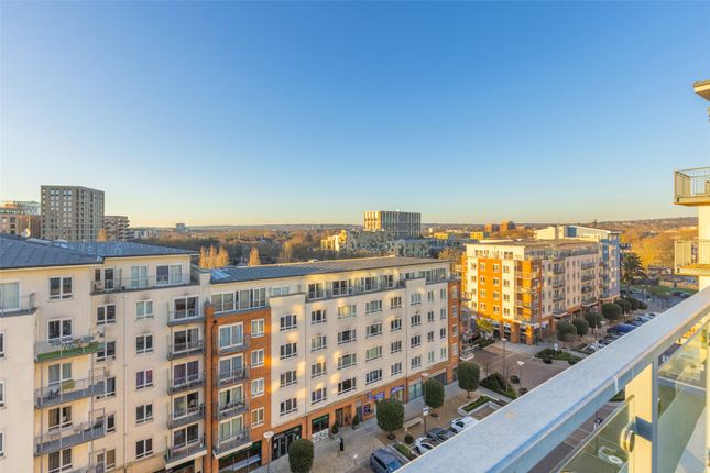 Flat for sale in Heritage Avenue, Beaufort Park, Colindale