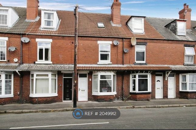 Thumbnail Terraced house to rent in Swan Street, Bentley, Doncaster