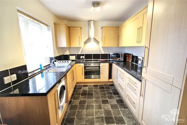 Flat 2, 18, London Road, Berkshire photo 3