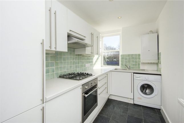 Flat 5, 26, Ickburgh Road, London photo 4