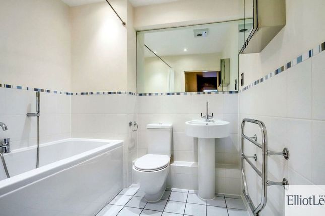 Flat 1, Warwick House, London photo 4