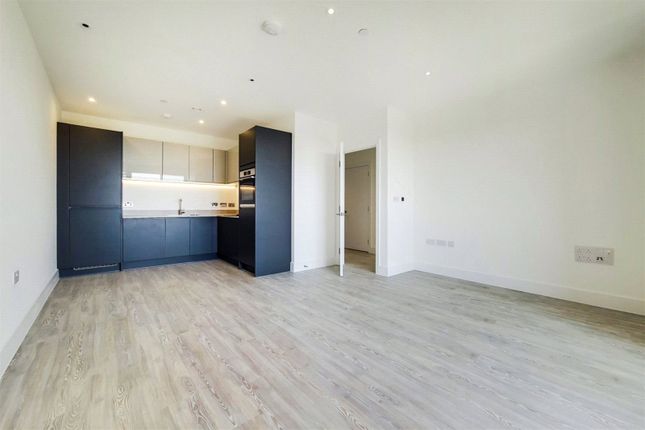 Flat for sale in Starling Court, Southmere, 1 Nest Way