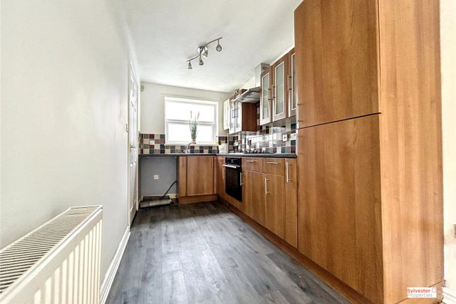2, Bluebell Close, Consett photo 4