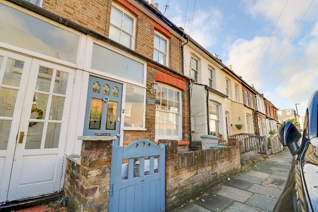 Thumbnail Terraced house for sale in Chestnut Road, Twickenham, Middlesex