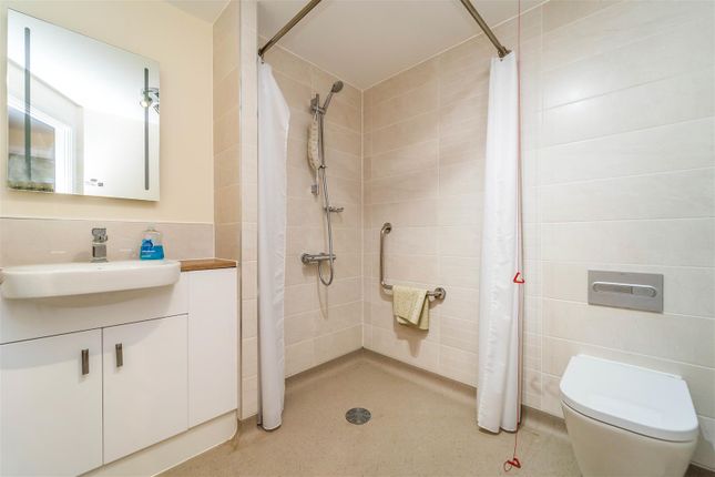 Flat for sale in Thorneycroft, Wood Road, Tettenhall, Wolverhampton, West Midlands
