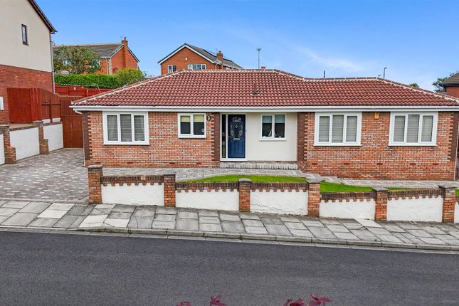 13, Lindisfarne Close, Hartlepool photo 2