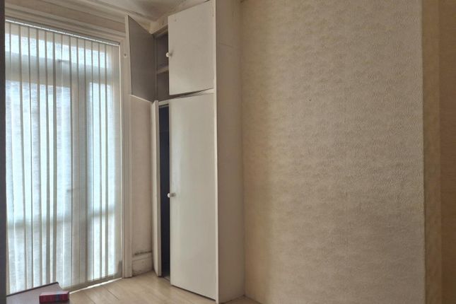 47, Severn Avenue, Weston-Super-Mare photo 4