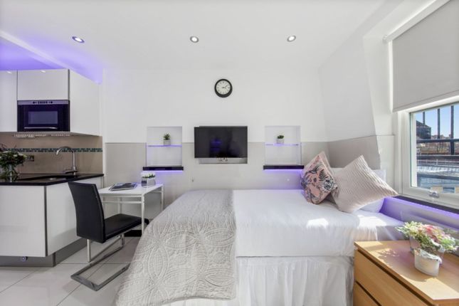 Flat 12, Gloucester Place, London photo 3