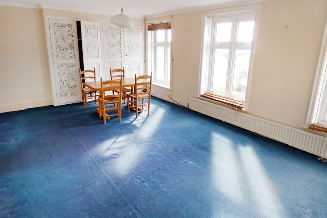 68a, South Terrace, Littlehampton photo 3