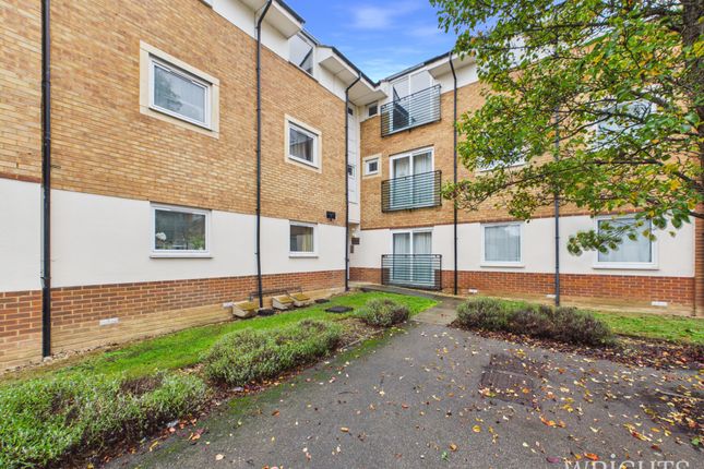 Eddington Crescent, Welwyn Garden City photo 2