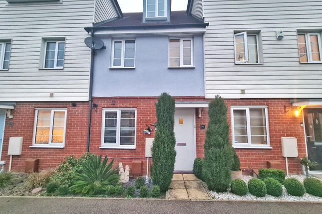 Thumbnail Property to rent in Dovercourt, Harwich, Essex
