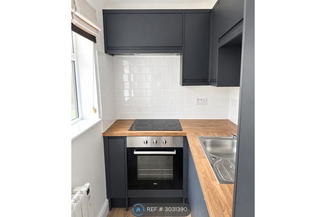 Flat, South Market Road, Great Yarmouth photo 5