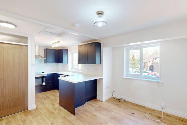 28 Redstock Close, Bolton photo 2