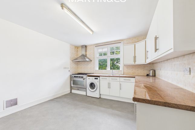 12b, Church Street, Weybridge photo 2