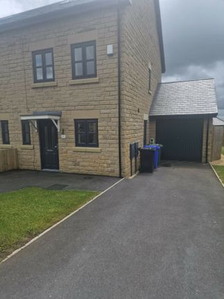 Thumbnail Semi-detached house to rent in Goodshawfold Road, Rossendale