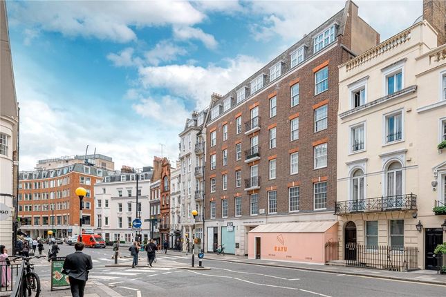 Flat to rent in Curzonfield House, Curzon Street, Mayfair
