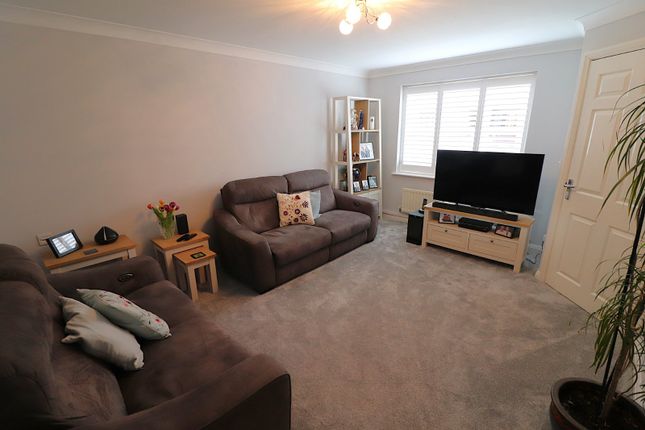 129, Mendip Way, Hertfordshire photo 4