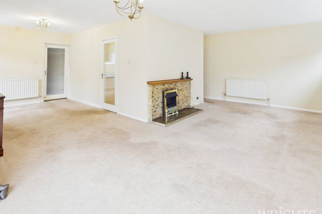 84, The Ryde, Hatfield photo 3