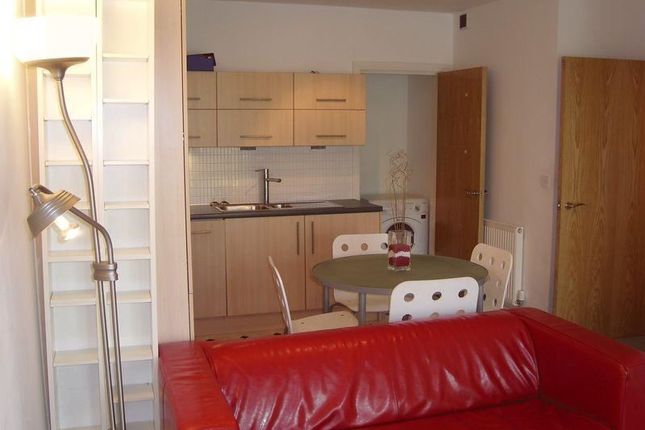 68, Montmano Drive, Manchester photo 3