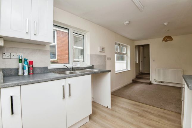 Flat for sale in Fore Street, Cullompton