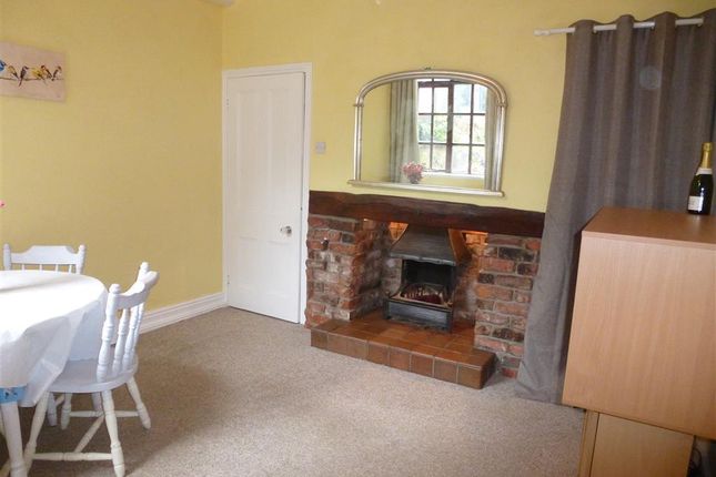 Terraced house to rent in Kingsley Road, Frodsham