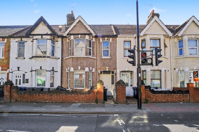 3-bed terraced on 71 Beaconsfield Road, Southall, £360,000