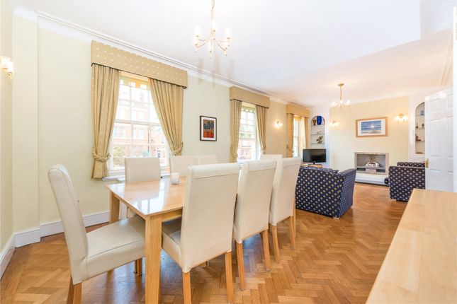 Flat to rent in Mandeville Court, Finchley Road