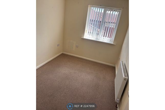 Flat, Queens Court Warren Road, Hartlepool photo 4