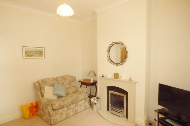 45, Westover Road, Leeds photo 4