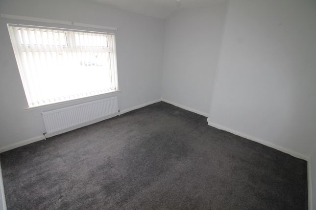 29, Lowerson Avenue, Houghton Le Spring photo 5